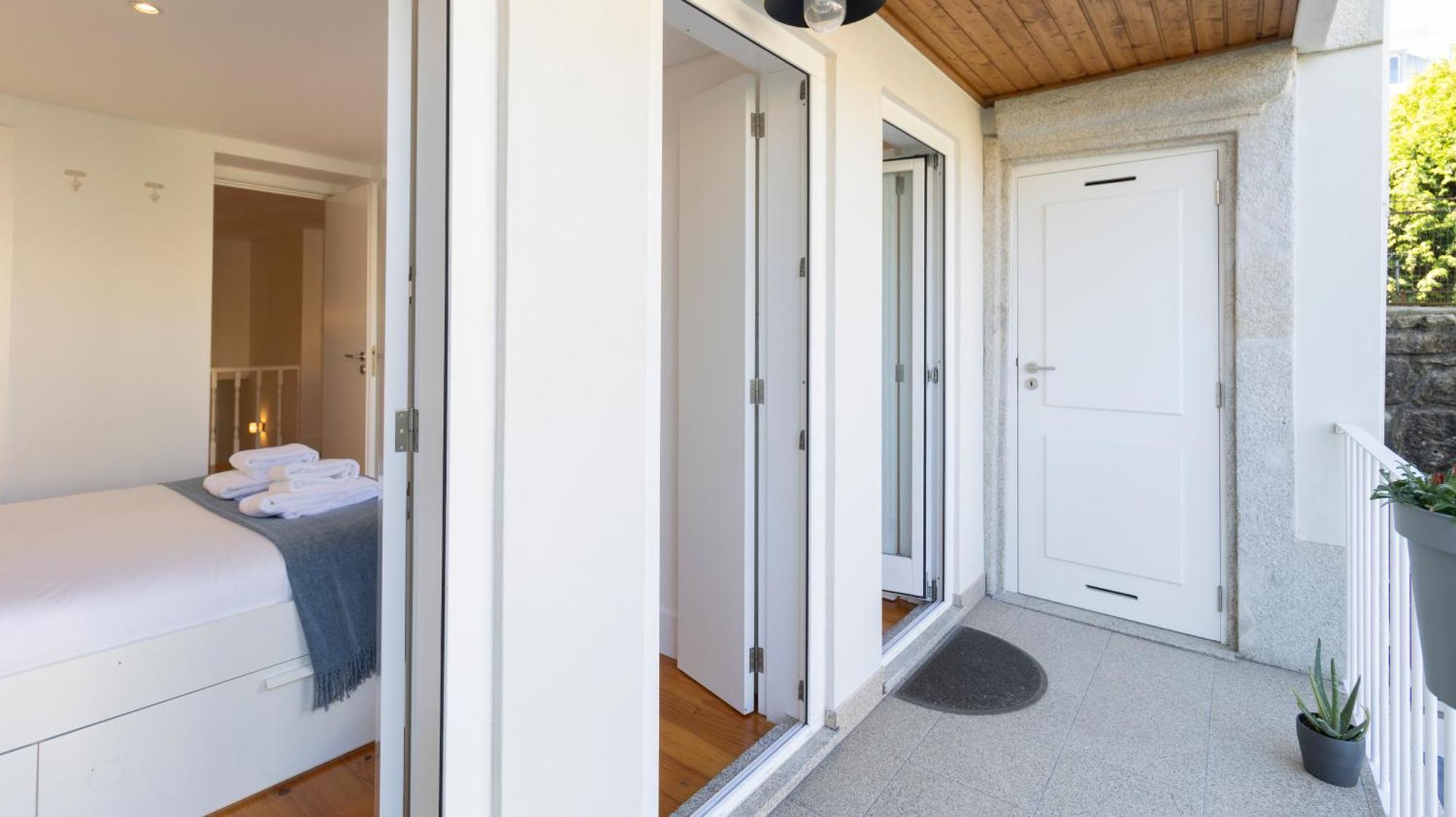 City Center Duplex W Patio By Lovelystay OOporto Extérieur photo