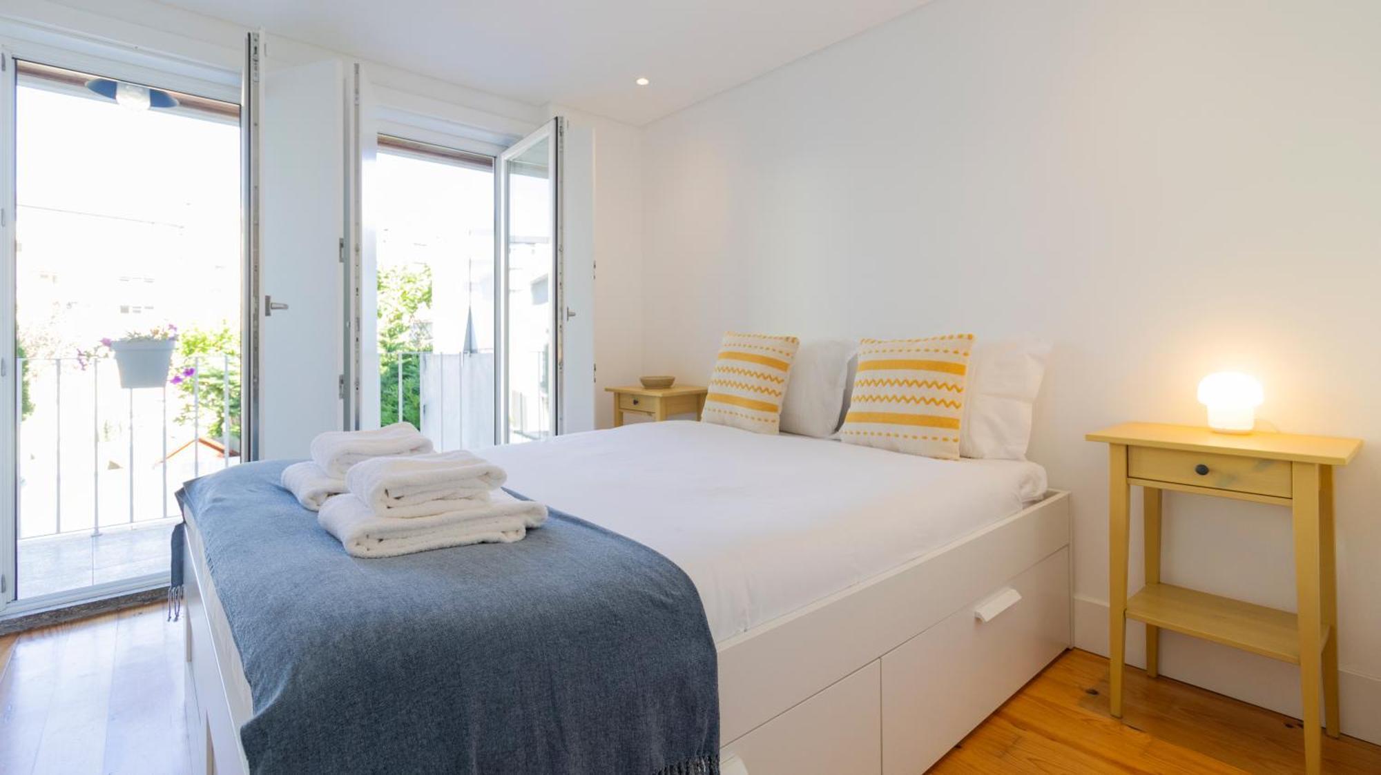 City Center Duplex W Patio By Lovelystay OOporto Extérieur photo